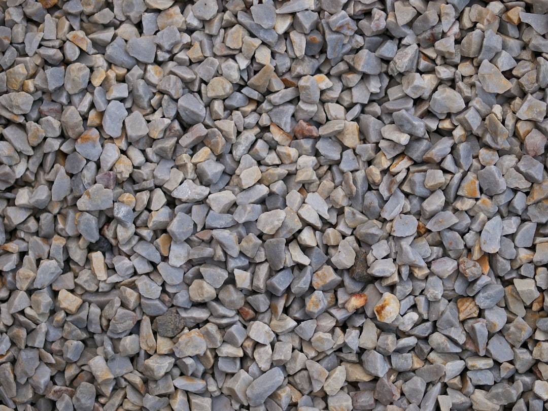Imported vs Domestic Stone: Cost, Quality & Lead Time
