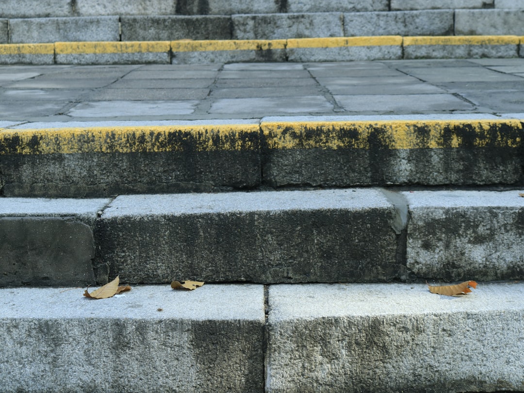 Specifying Granite Stairs: Finish Selection, Slip Safety, and B2B Guide