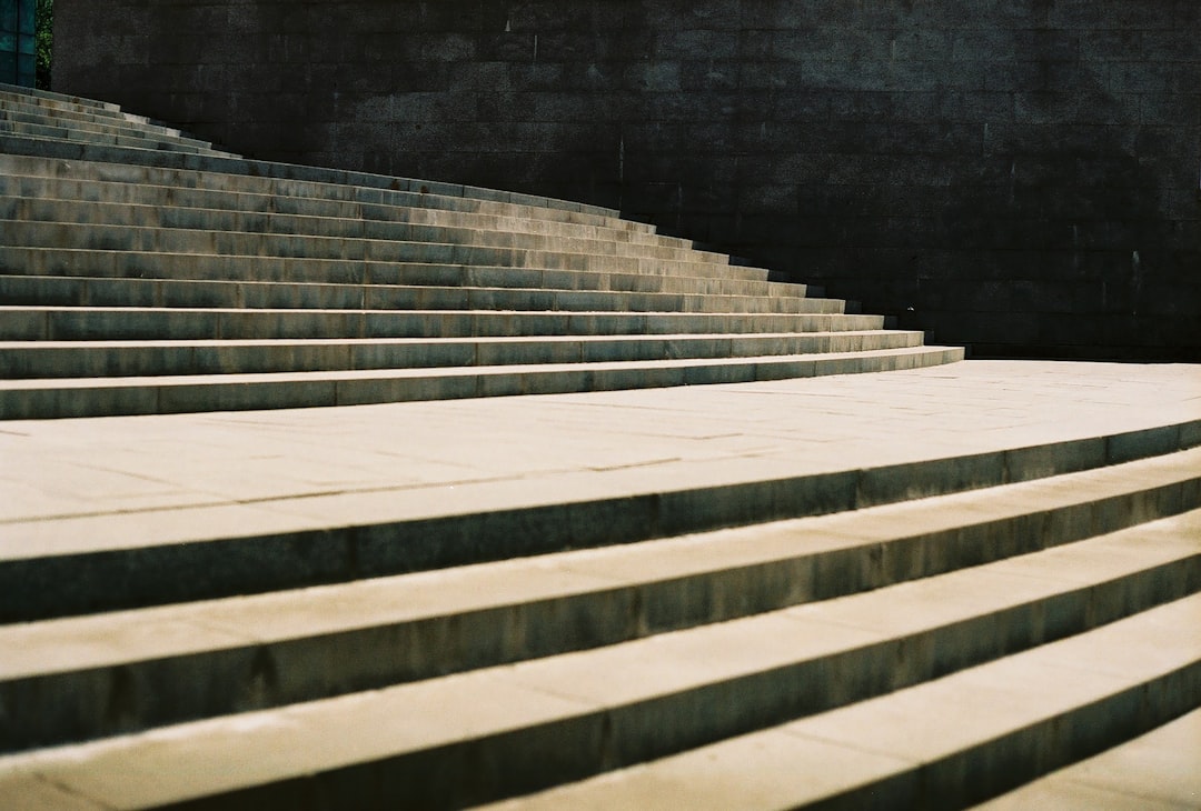 Sourcing Limestone Steps: A B2B Application and Specification Guide