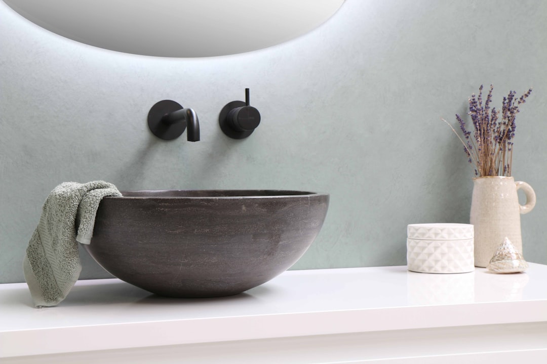 B2B Buyer's Guide to Natural Stone Sinks and Basins: Sourcing, Specification, and Maintenance