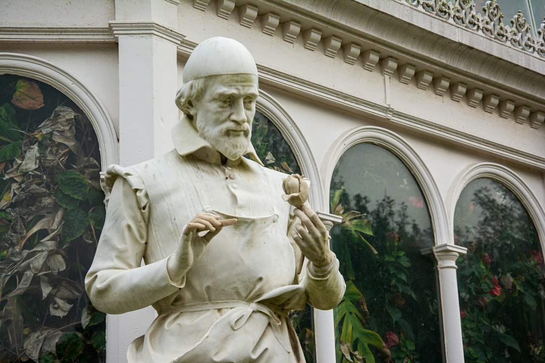 How Long Do Outdoor Marble Statues Last? Weathering & Care Guide