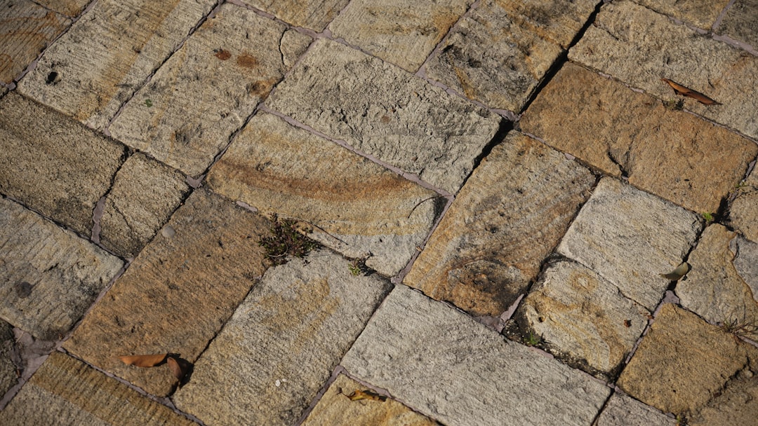Tumbled & Antiqued Stone Finishes: Rustic Sourcing Guide
