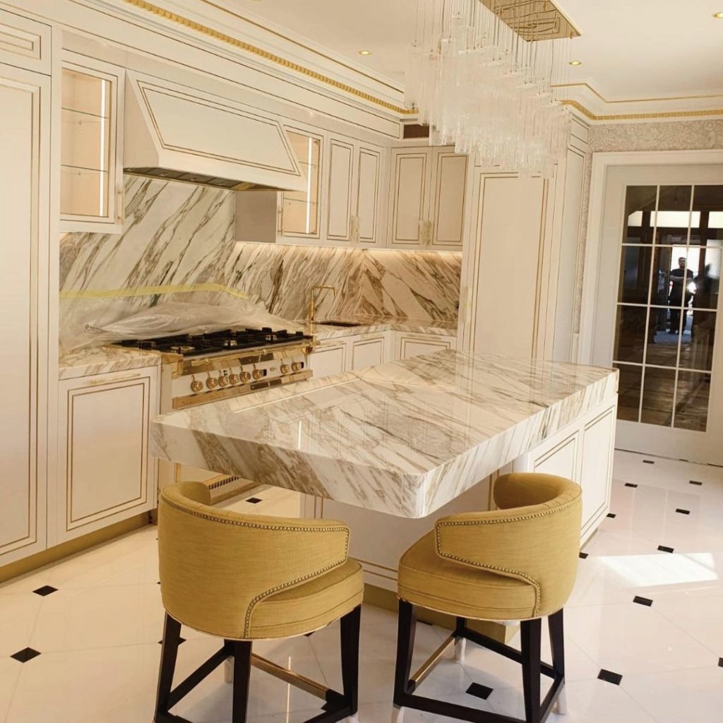 Calacatta Marble Buyer's Guide for Commercial Projects | StoneTrades