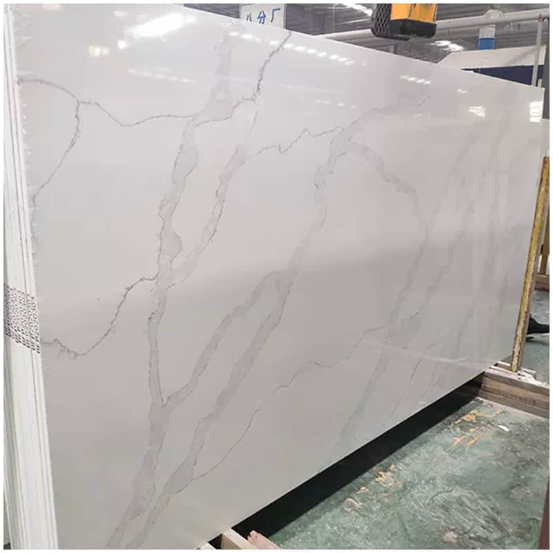 لوح White Calacatta Quartz