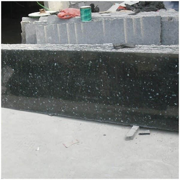 Emerald Green Granite Slabs - Image 2