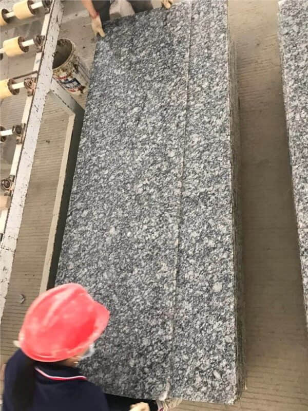 Spray White Granite Small Slab - Image 7