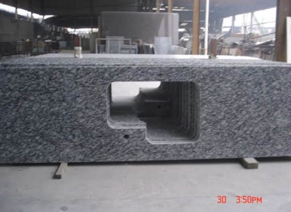 Spray White Granite Slab For Countertops - Image 5