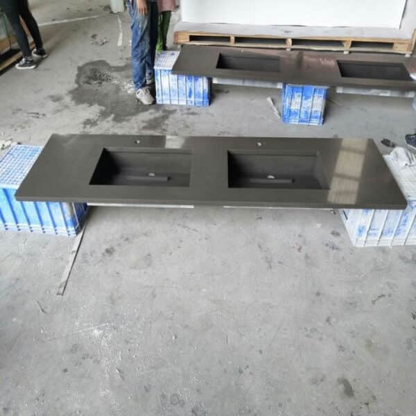 Quartz Vanity Top With Integral Basin - Image 3