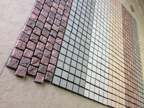 Cobble Stone Granite Pavers On Mesh - Image 2